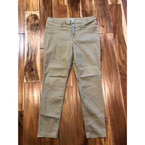 NOBO Mid Rise Skinny Tan Khaki Jeans - Size 17 / 34 inches - Excellent - Picture 1 of 5